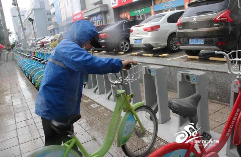 市区公共自行车持续推进高温安全度汛运营提升工作0