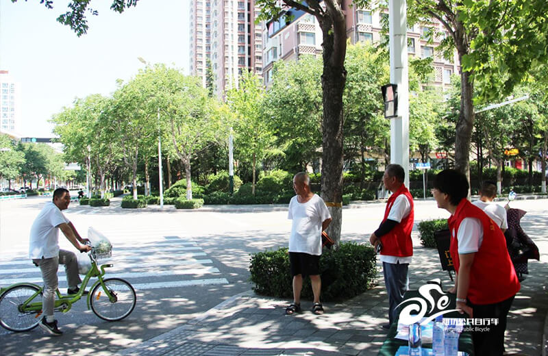 “品质市政 幸福民生”绿色出行宣传活动走进锦华社区11